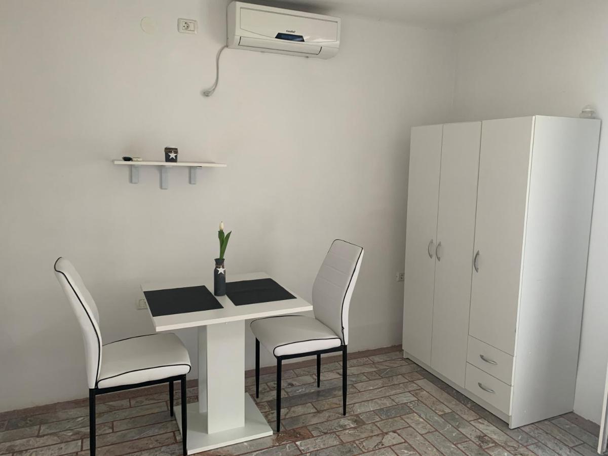 Apartmaji Amitis 포르토로즈 외부 사진